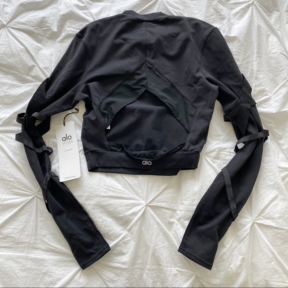 ALO yoga bandage long sleeve top - Picture 4 of 6